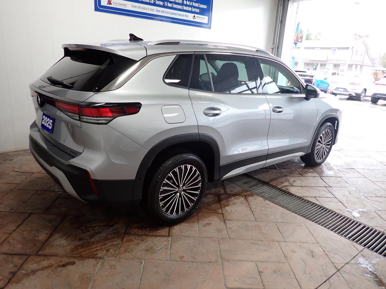 2025 Volkswagen Tiguan Comfortline 4WD LEATHER Listowel ON