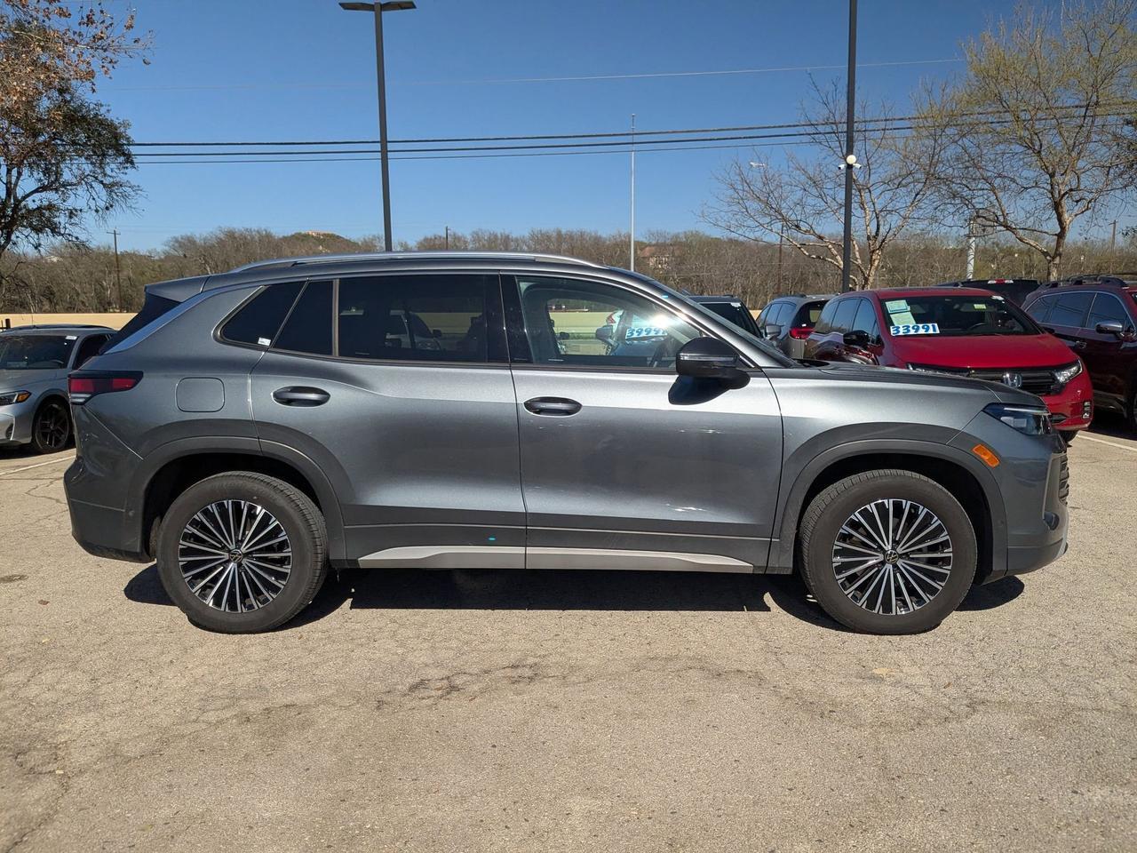 2025 Volkswagen Tiguan S