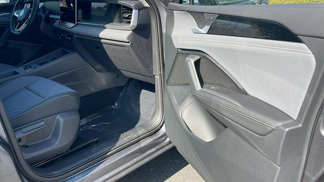 2025 Volkswagen Tiguan SE Corona CA
