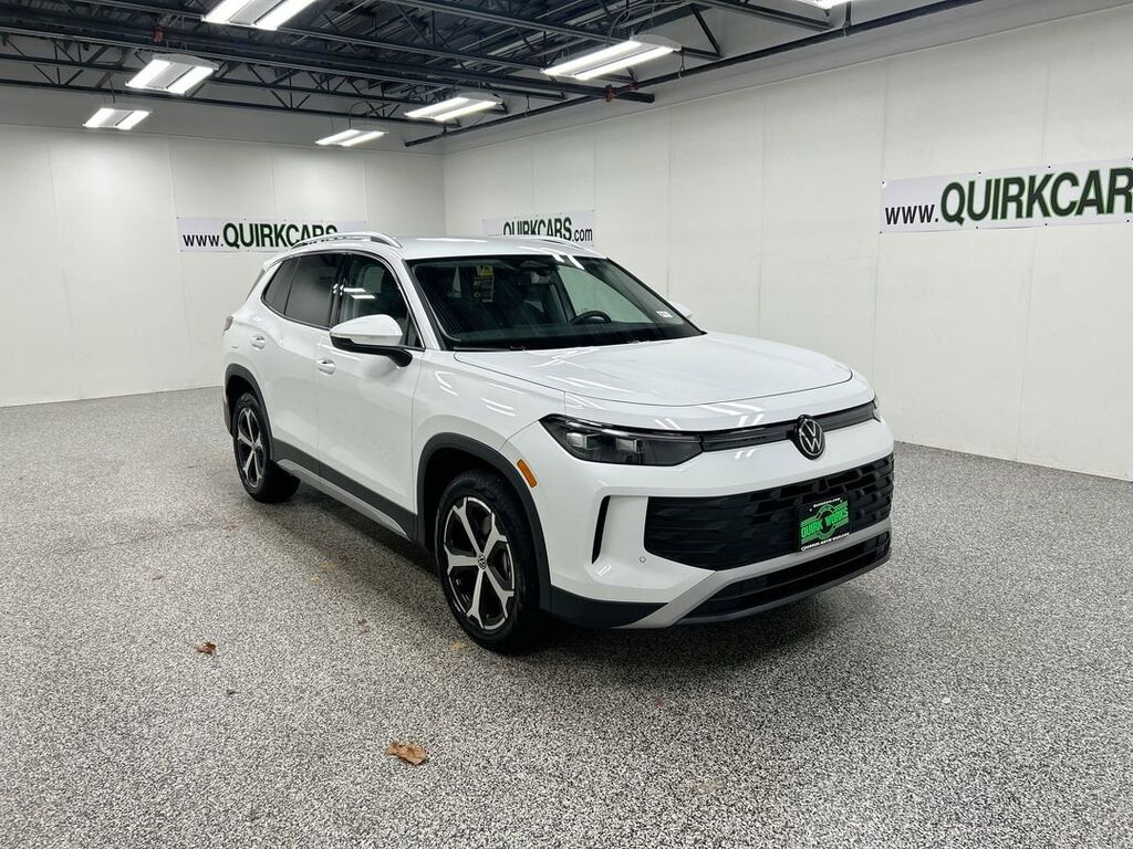 2025 Volkswagen Tiguan SE Oshkosh WI