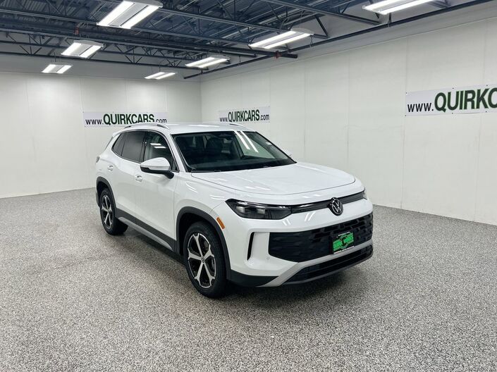 2025 Volkswagen Tiguan SE Oshkosh WI