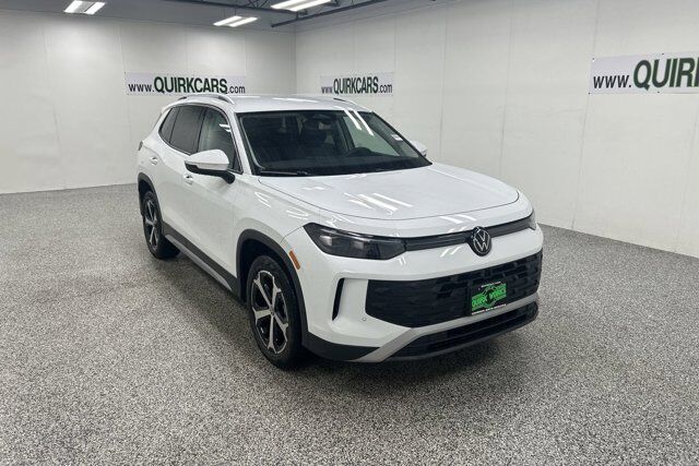 2025 Volkswagen Tiguan SE Oshkosh WI