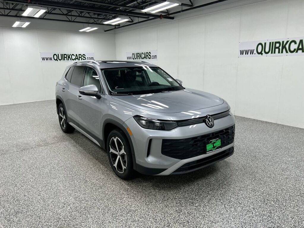 2025 Volkswagen Tiguan SE Oshkosh WI