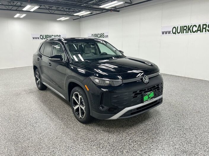 2025 Volkswagen Tiguan SE Oshkosh WI