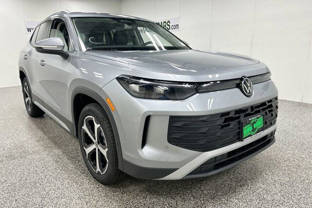2025 Volkswagen Tiguan SE Oshkosh WI
