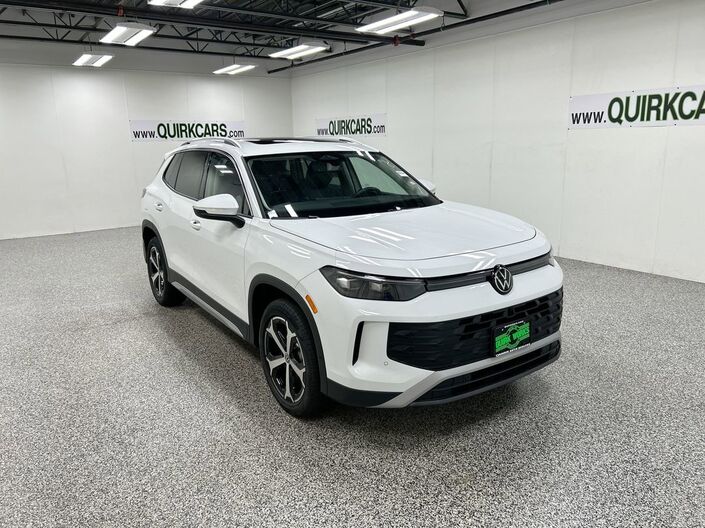 2025 Volkswagen Tiguan SE Oshkosh WI
