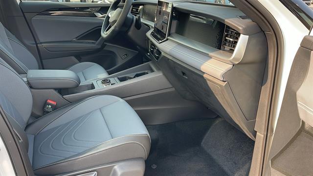 2025 Volkswagen Tiguan SE R-Line Black 4Motion Corona CA