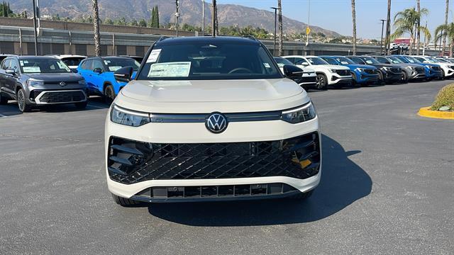 2025 Volkswagen Tiguan SE R-Line Black 4Motion Corona CA