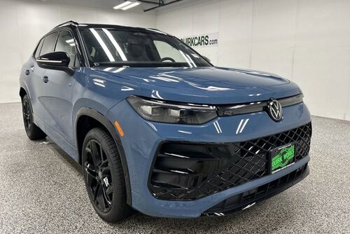 Volkswagen Tiguan SE R-Line Black 2025 Volkswagen Tiguan SE R-Line Black 2025