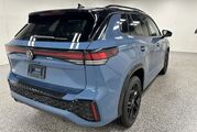 2025 Volkswagen Tiguan SE R-Line Black Oshkosh WI