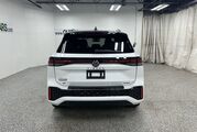 2025 Volkswagen Tiguan SE R-Line Black Oshkosh WI