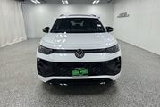 2025 Volkswagen Tiguan SE R-Line Black Oshkosh WI