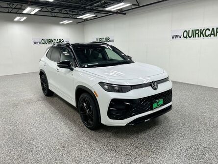 Volkswagen Tiguan SE R-Line Black 2025