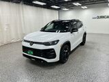 2025 Volkswagen Tiguan SE R-Line Black Oshkosh WI