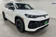 2025 Volkswagen Tiguan SE R-Line Black Oshkosh WI