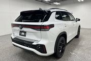 2025 Volkswagen Tiguan SE R-Line Black Oshkosh WI