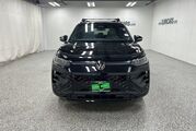 2025 Volkswagen Tiguan SE R-Line Black Oshkosh WI