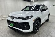 2025 Volkswagen Tiguan SE R-Line Black Oshkosh WI