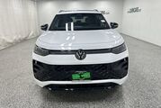 2025 Volkswagen Tiguan SE R-Line Black Oshkosh WI