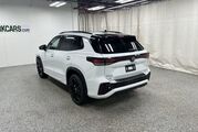 2025 Volkswagen Tiguan SE R-Line Black Oshkosh WI