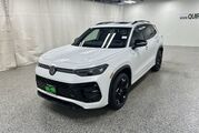 2025 Volkswagen Tiguan SE R-Line Black Oshkosh WI