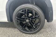2025 Volkswagen Tiguan SE R-Line Black Oshkosh WI