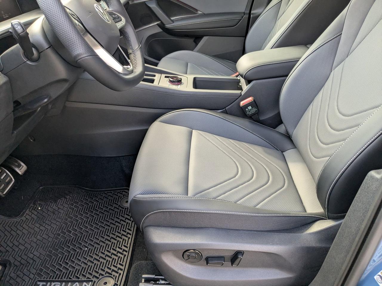 2025 Volkswagen Tiguan SE R-Line Black San Antonio TX