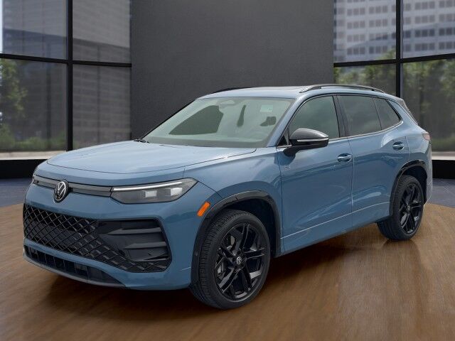 2025 Volkswagen Tiguan SE R-Line Black