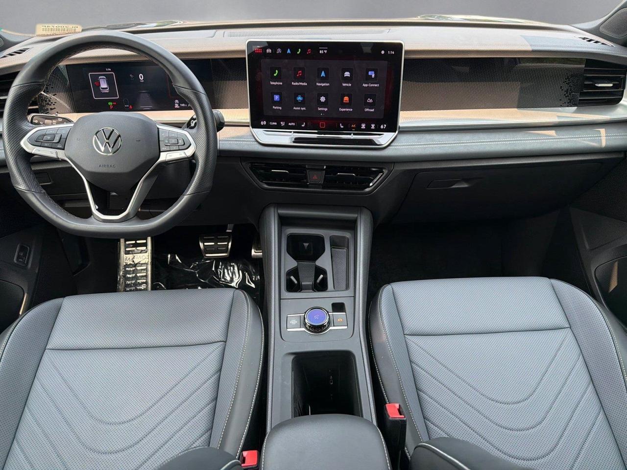 2025 Volkswagen Tiguan SE R-Line Black Hagerstown MD