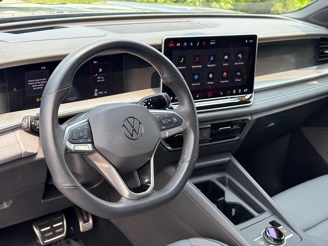 2025 Volkswagen Tiguan SE R-Line Black Hagerstown MD