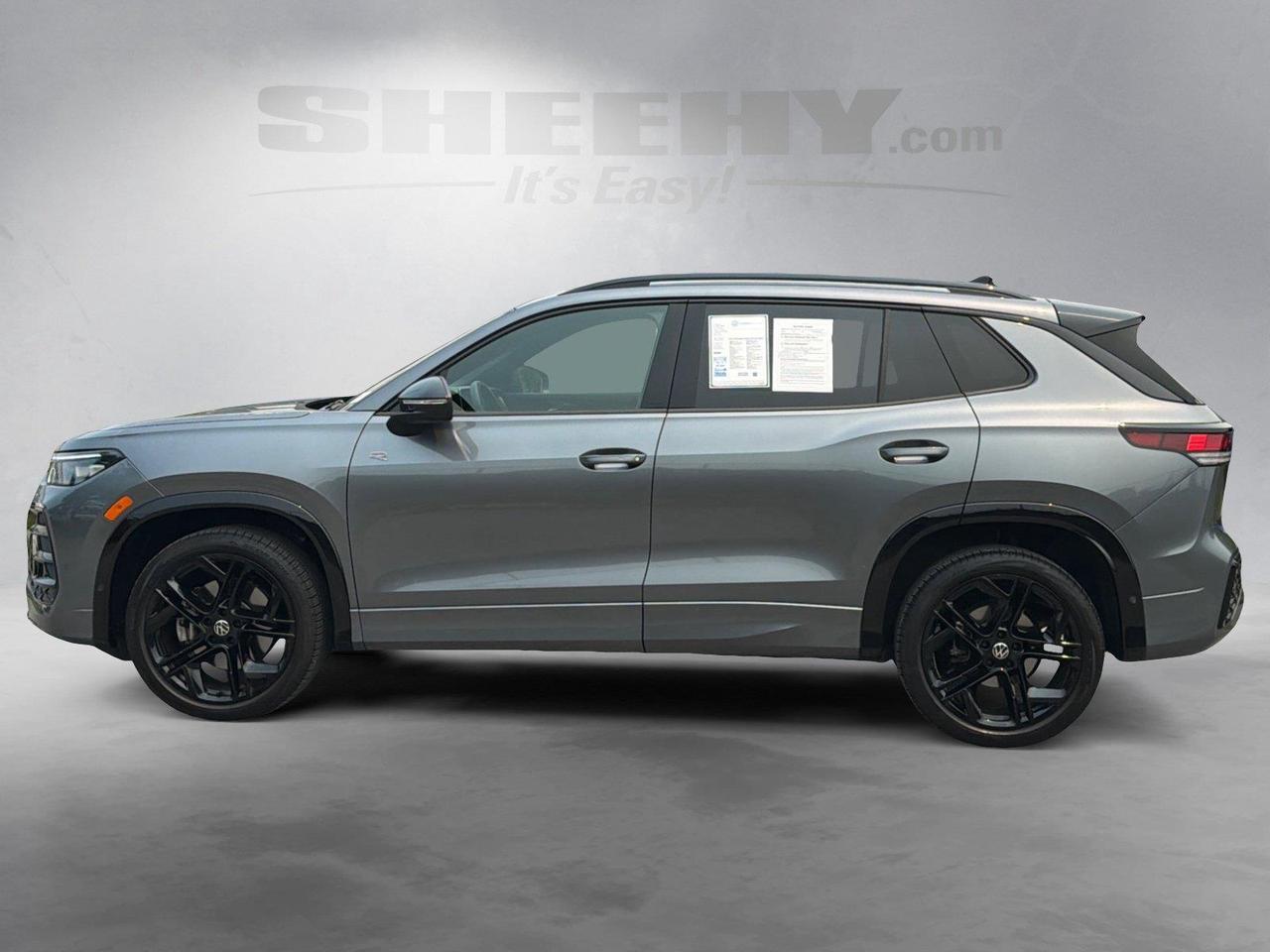 2025 Volkswagen Tiguan SE R-Line Black Hagerstown MD