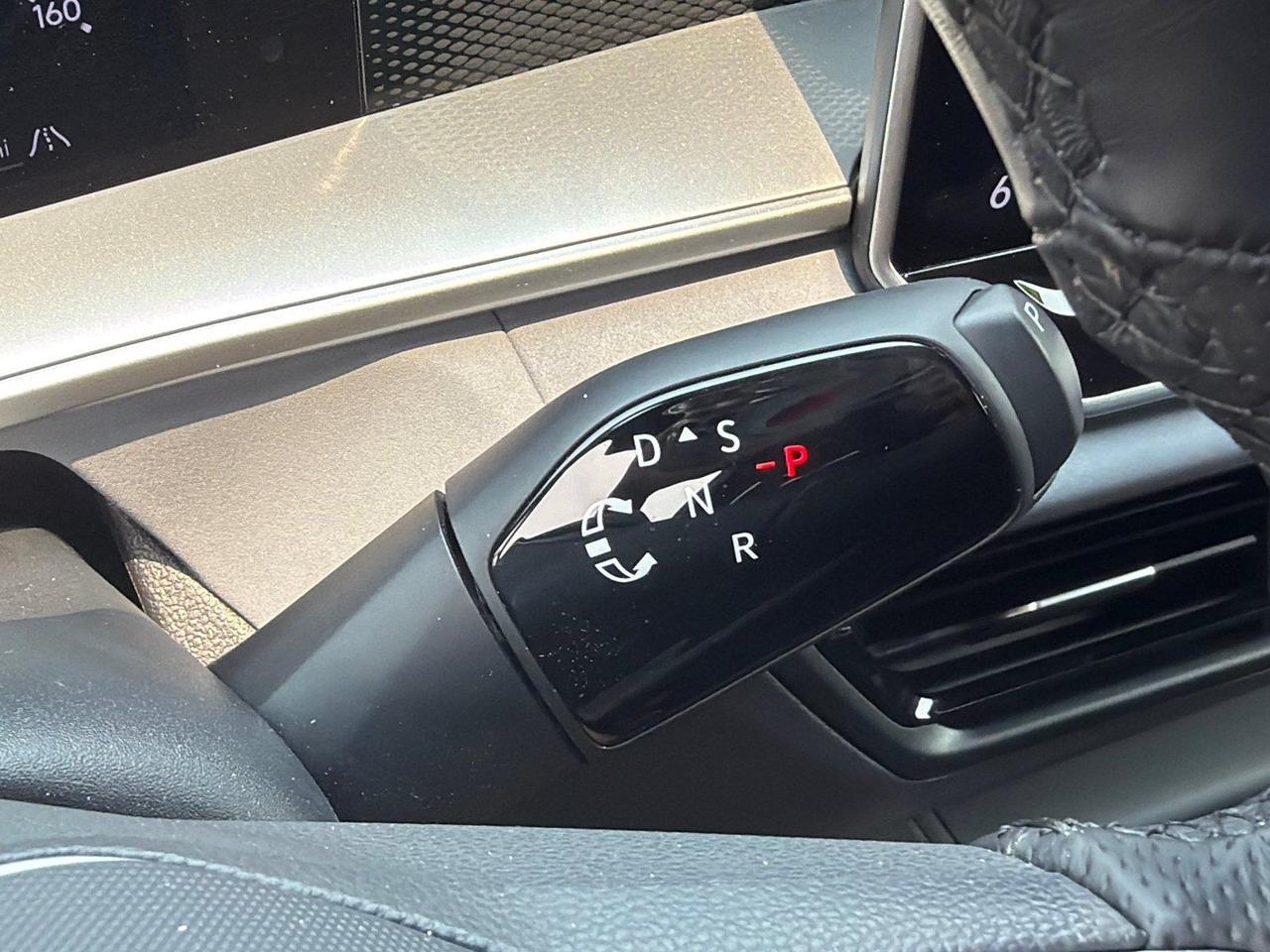 2025 Volkswagen Tiguan SE R-Line Black Hagerstown MD