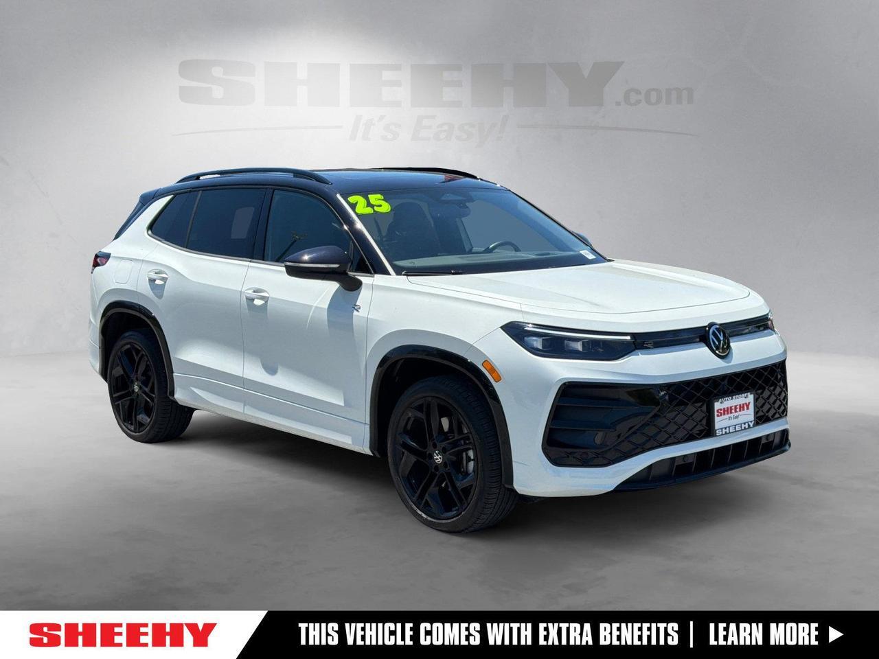 2025 Volkswagen Tiguan SE R-Line Black