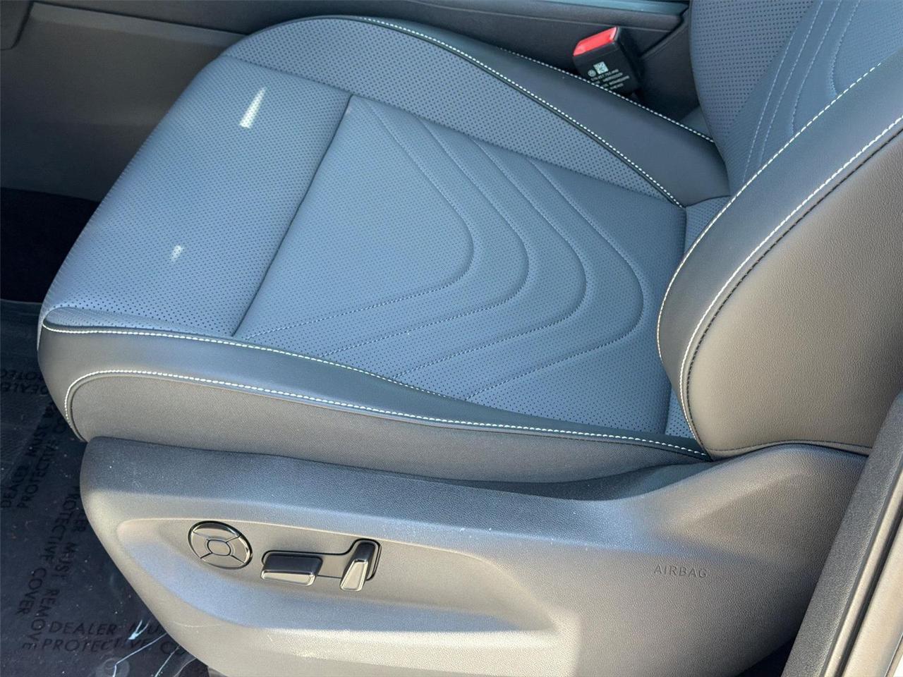 2025 Volkswagen Tiguan SE R-Line Black Hagerstown MD