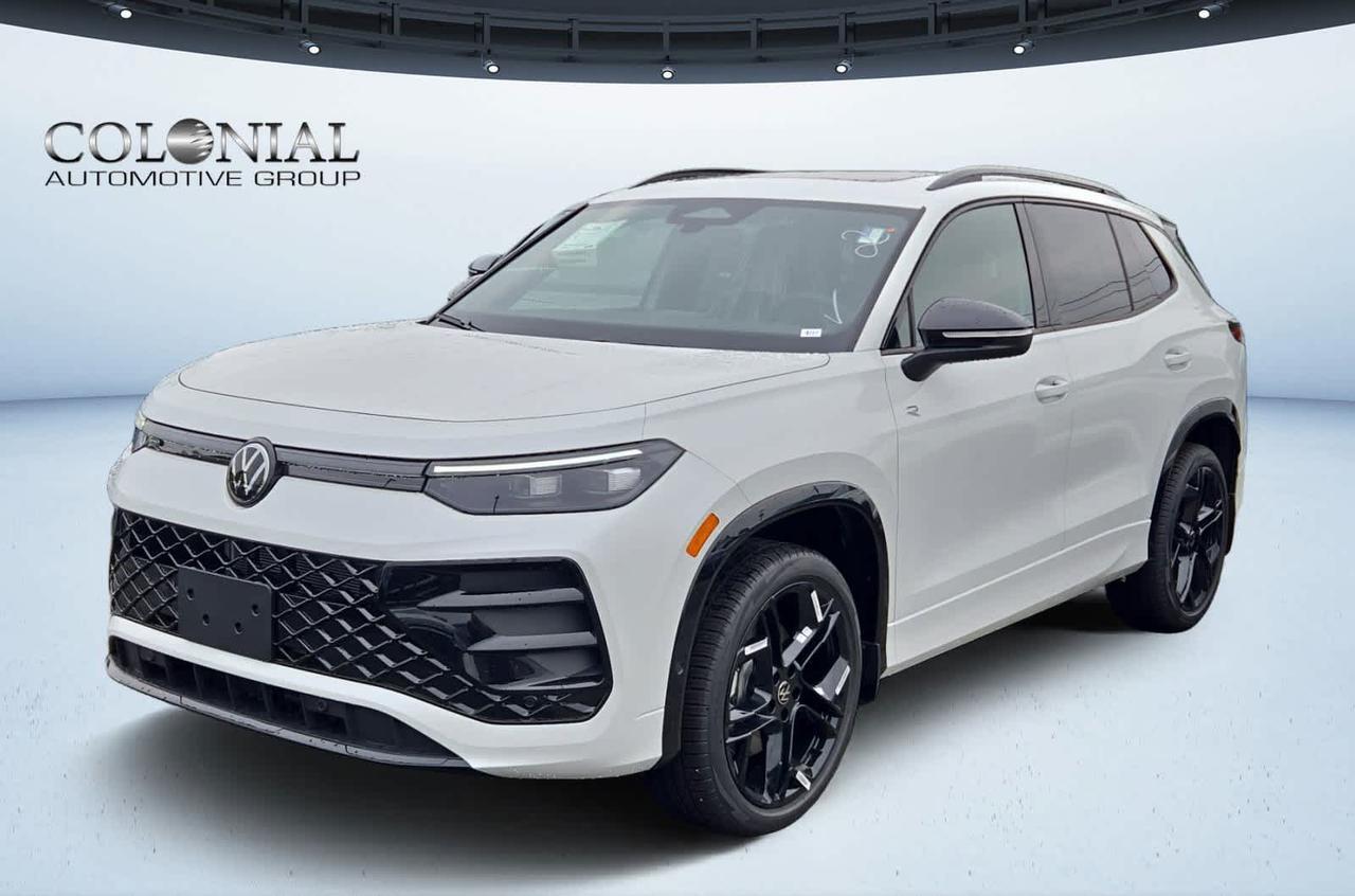 2025 Volkswagen Tiguan SE R-Line Black Medford MA