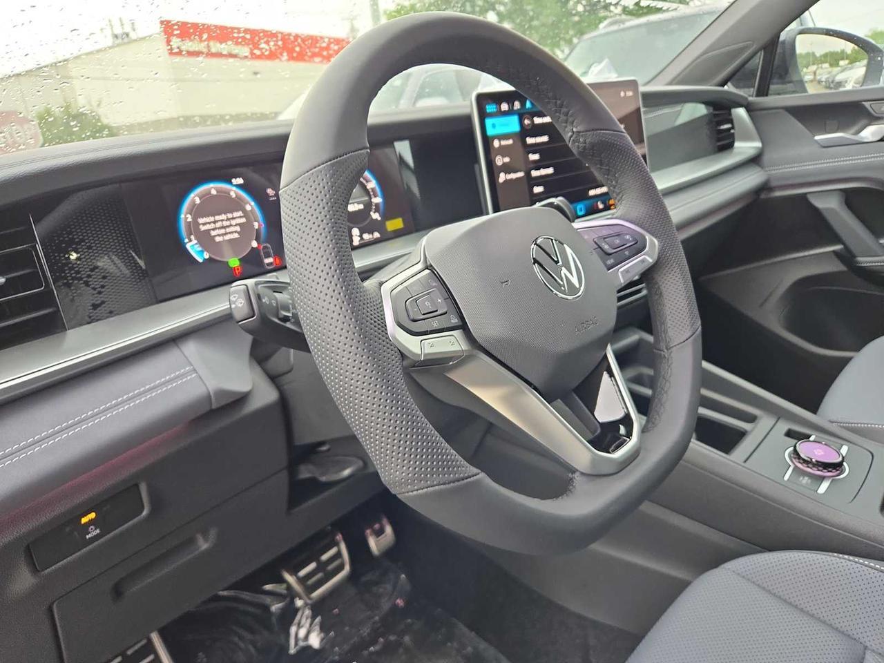 2025 Volkswagen Tiguan SE R-Line Black Medford MA