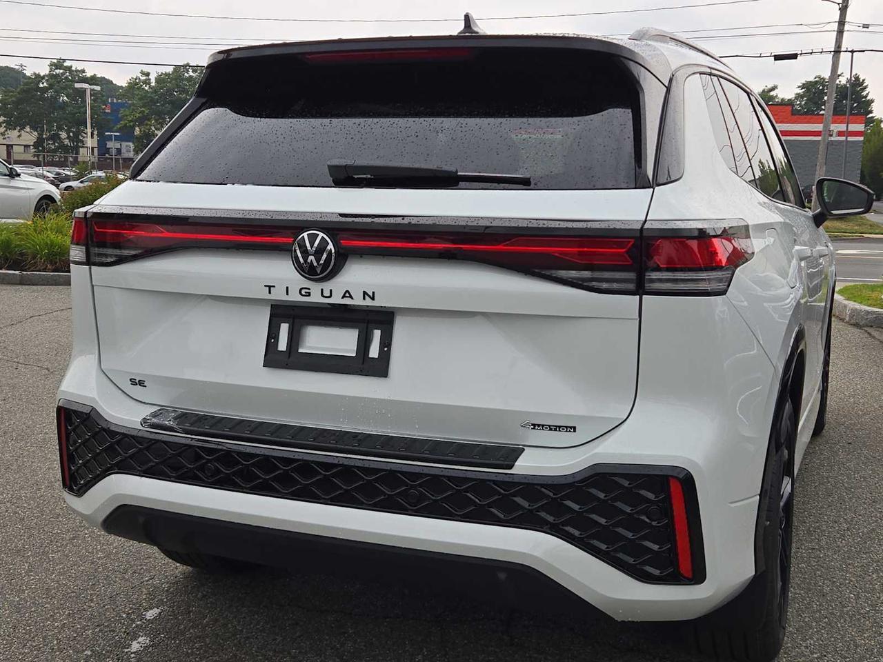 2025 Volkswagen Tiguan SE R-Line Black Medford MA