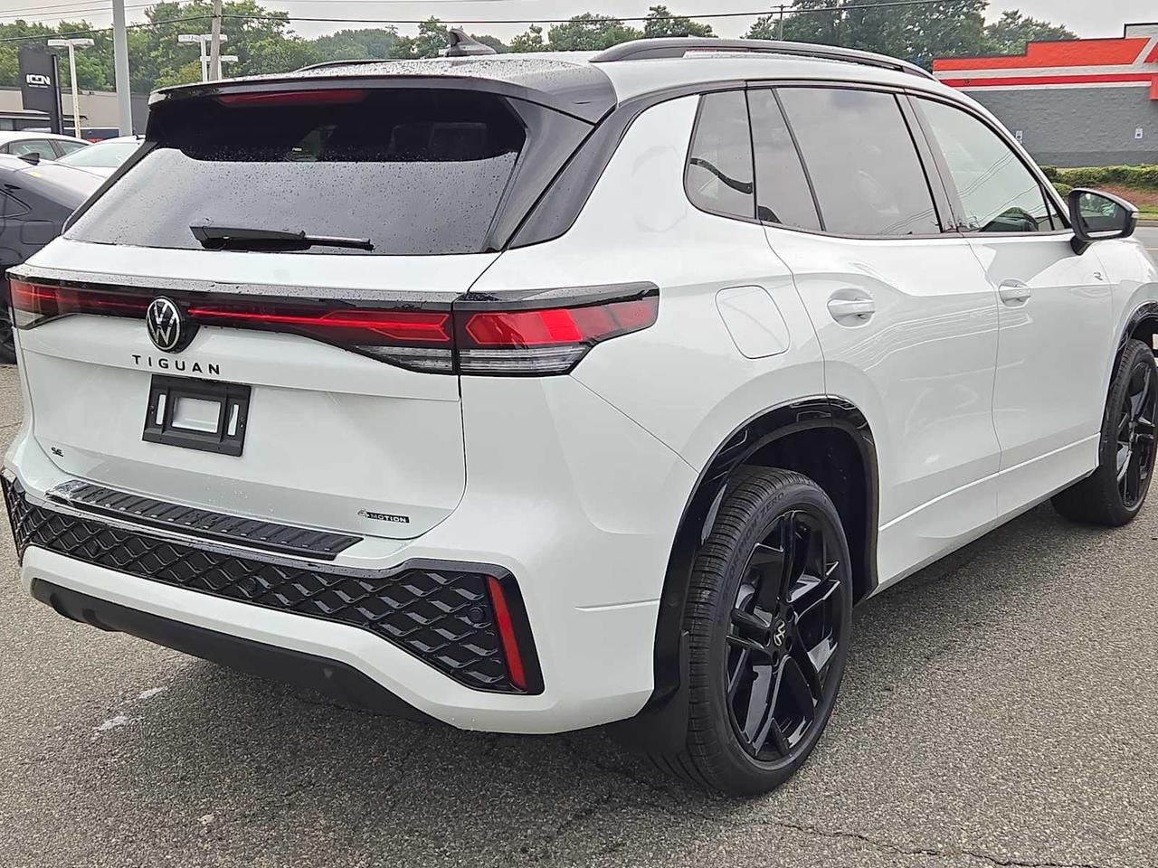 2025 Volkswagen Tiguan SE R-Line Black Medford MA