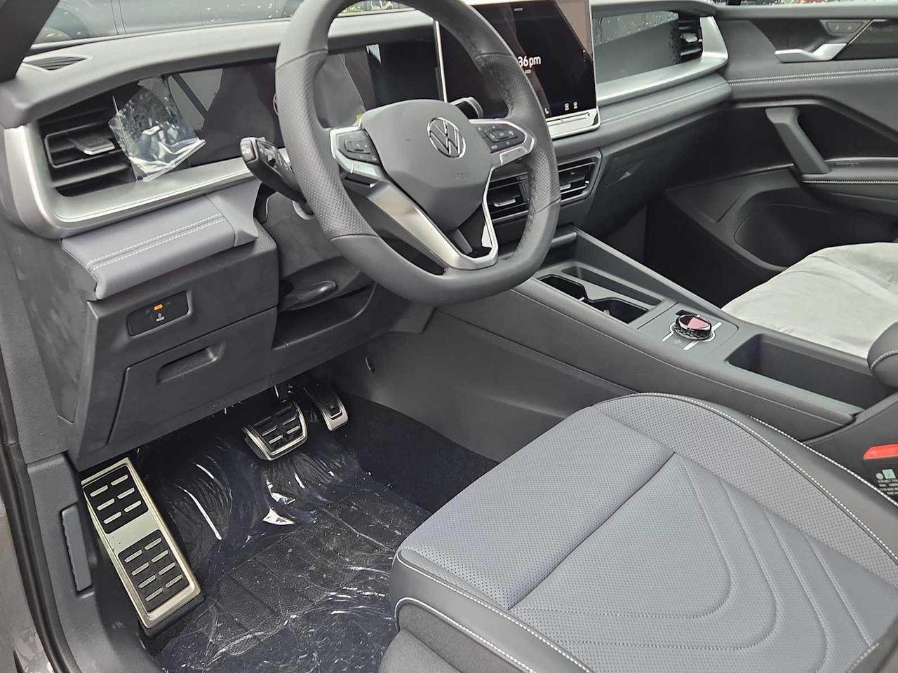 2025 Volkswagen Tiguan SE R-Line Black Medford MA