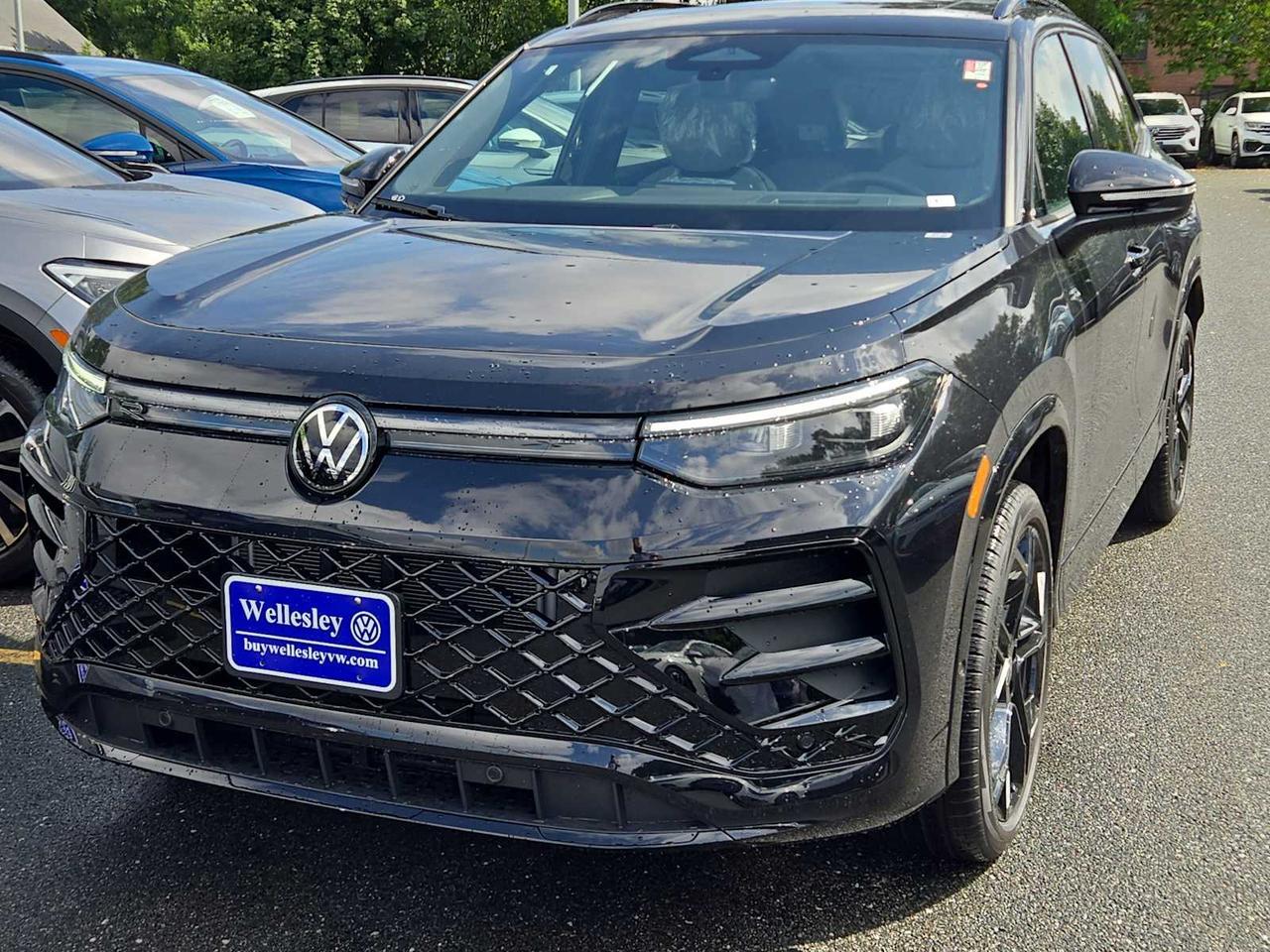 2025 Volkswagen Tiguan SE R-Line Black Wellesley MA