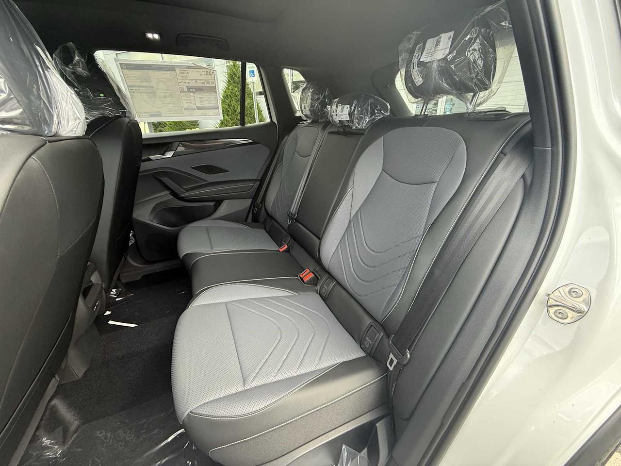 2025 Volkswagen Tiguan SE R-Line Black Westborough MA