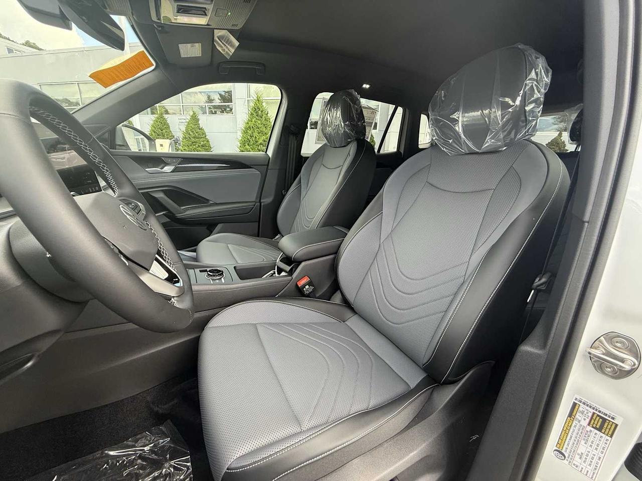 2025 Volkswagen Tiguan SE R-Line Black Westborough MA