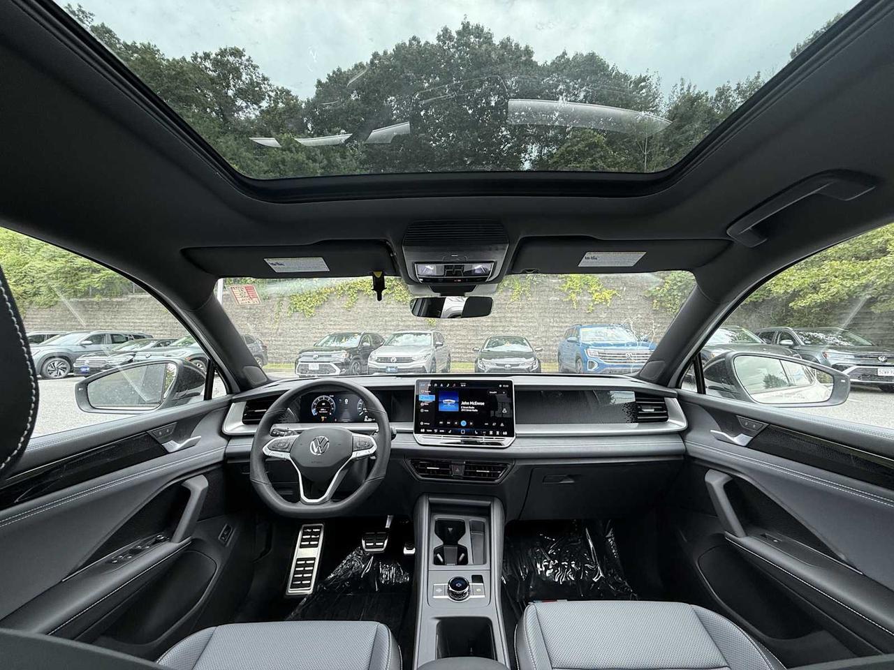 2025 Volkswagen Tiguan SE R-Line Black Westborough MA