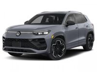 2025 Volkswagen Tiguan SE R-Line Black(ARRIVING END OF JULY/EARLY AUG)
