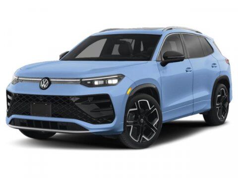 2025 Volkswagen Tiguan SE R-Line Black(ARRIVING END OF JULY/EARLY AUG) Oshkosh WI