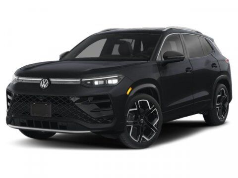 2025 Volkswagen Tiguan SE R-Line Black(ARRIVING END OF JULY/EARLY AUG) Oshkosh WI