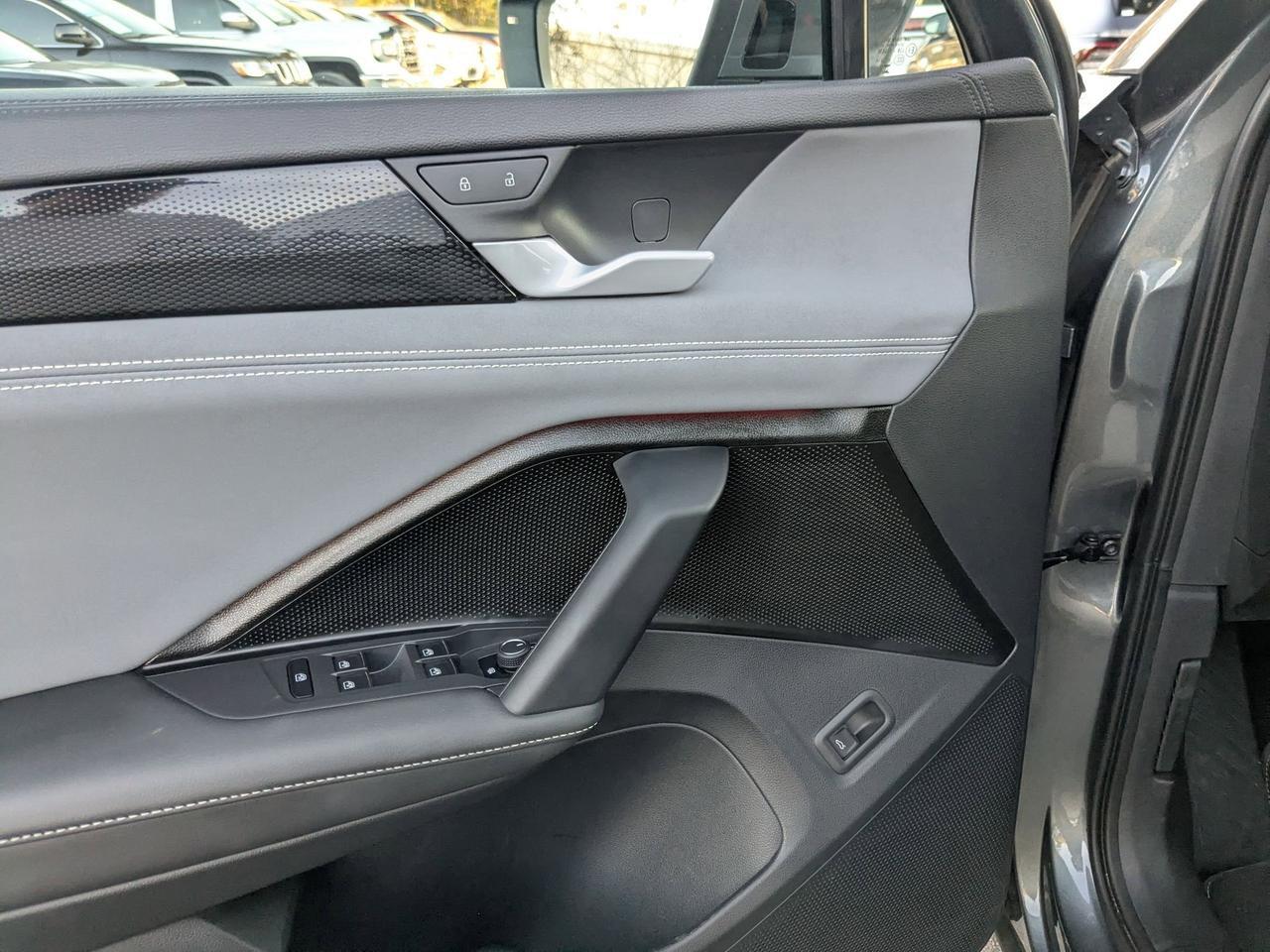 2025 Volkswagen Tiguan SE San Antonio TX