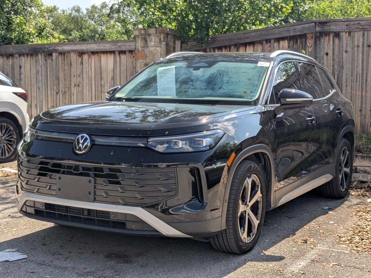 2025 Volkswagen Tiguan SE San Antonio TX