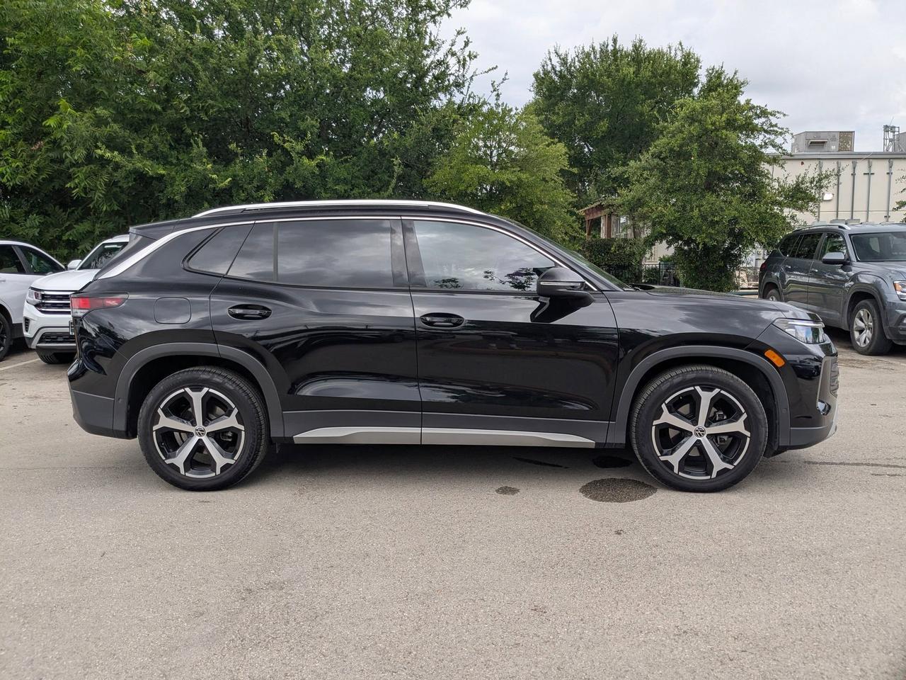 2025 Volkswagen Tiguan SE