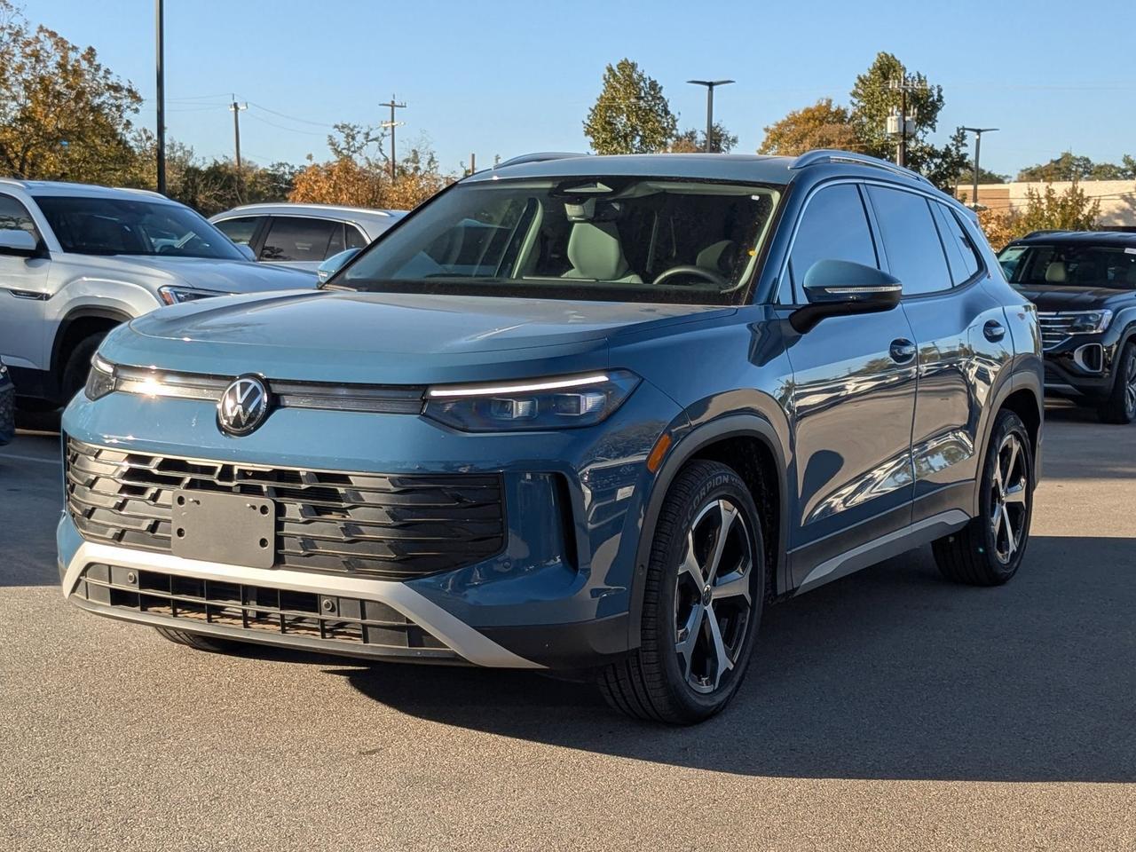 2025 Volkswagen Tiguan SE San Antonio TX